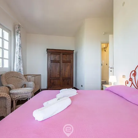 Дом отдыха Beachside Casa Lucia Sant'Andrea (Sardinia)