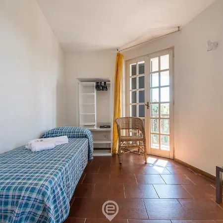 Дом отдыха Beachside Casa Lucia *